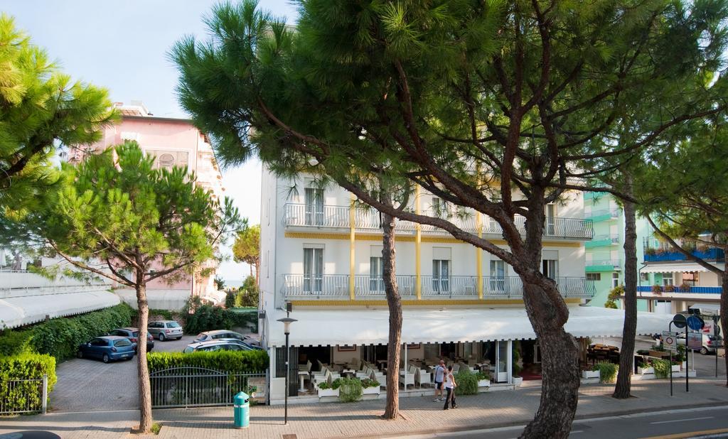 Hotel Roma Lido di Jesolo Eksteriør bilde